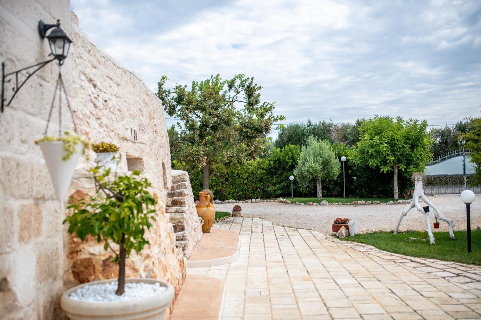 Hasamami Eco Trullo, Ostuni Luxury Suite Exterior foto