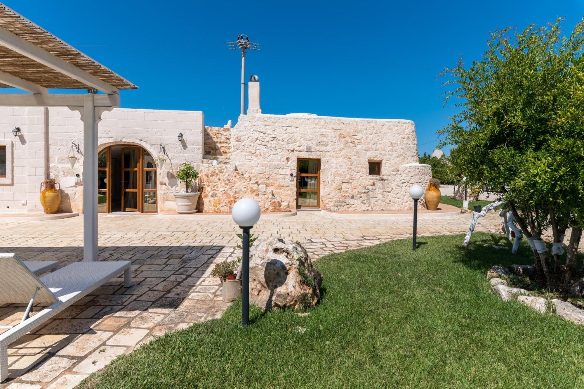Hasamami Eco Trullo, Ostuni Luxury Suite Exterior foto